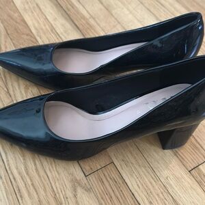 Like new Zara black patent leather pumps